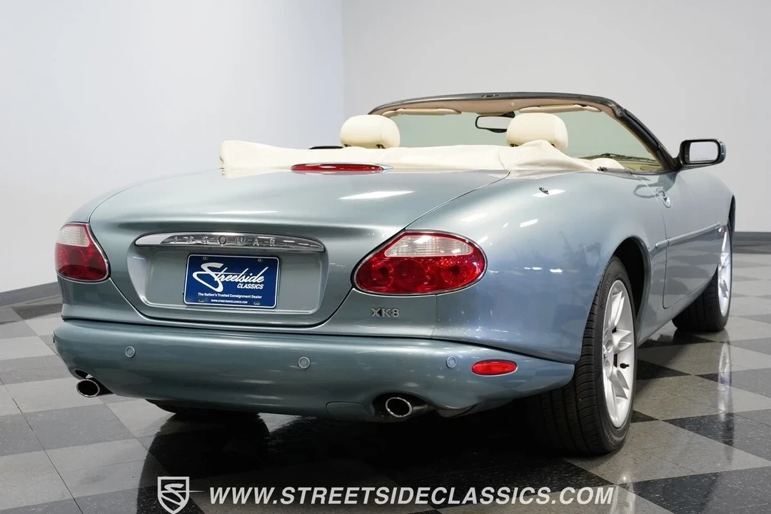 2002 Jaguar X100 XK8 - Image 12 of 21
