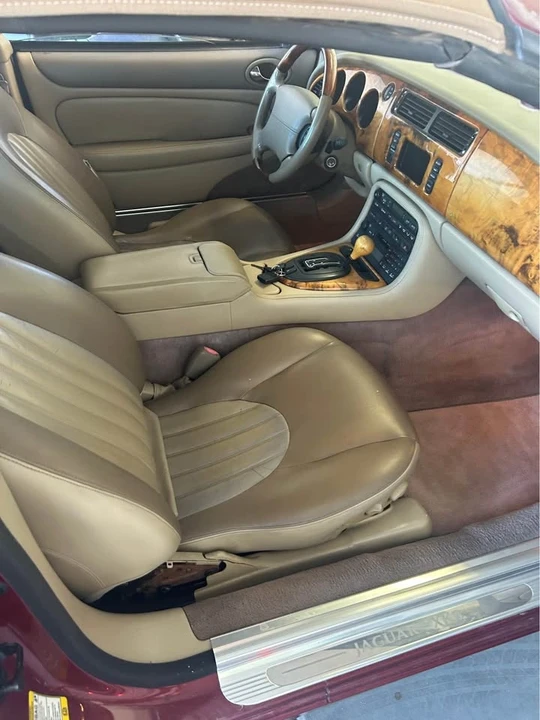 2002 Jaguar X100 XK8 - Image 7 of 8