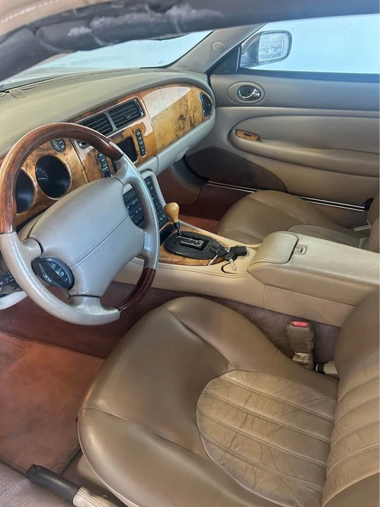 2002 Jaguar X100 XK8 - Image 6 of 8