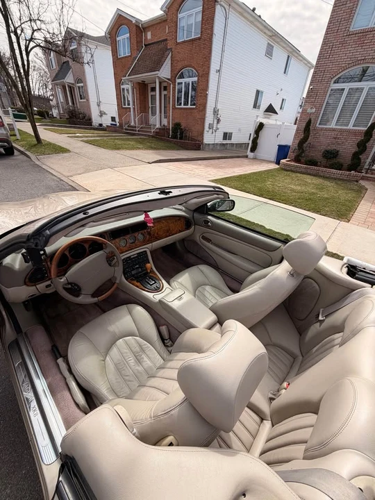 2002 Jaguar X100 XK8 - Image 4 of 4