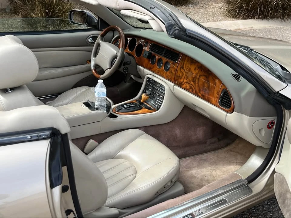 2002 Jaguar X100 XK8 - Image 16 of 17