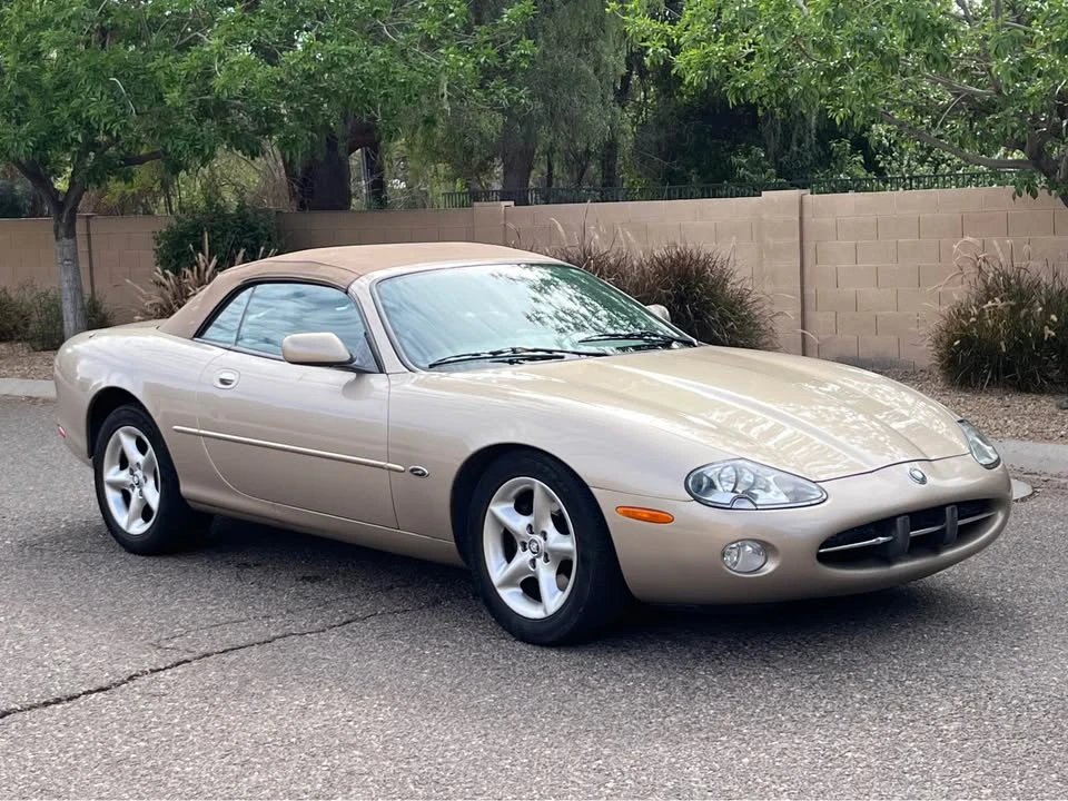 2002 Jaguar X100 XK8 - Image 4 of 17