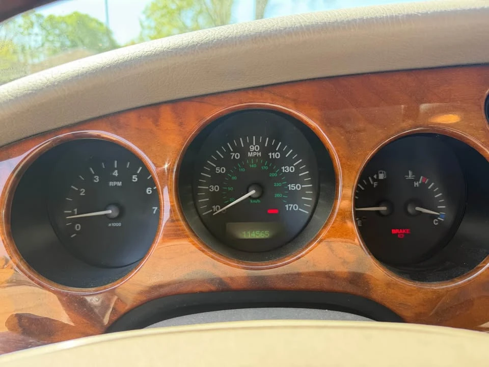 2002 Jaguar X100 XK8 - Image 12 of 20