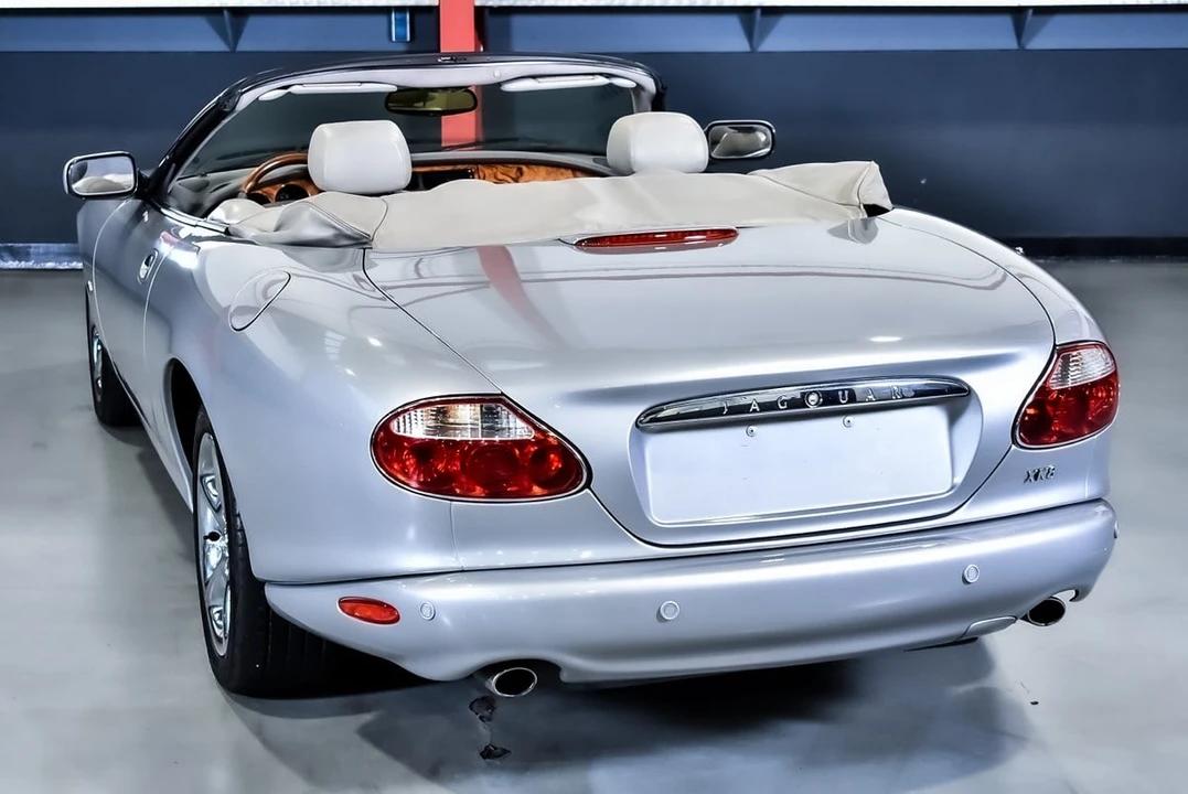 2002 Jaguar X100 XK8 - Image 20 of 30