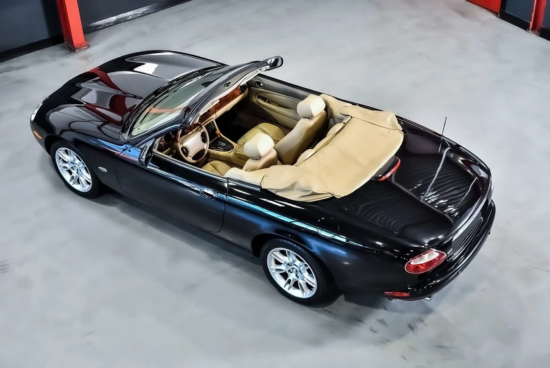 2002 Jaguar X100 XK8 - Image 26 of 30