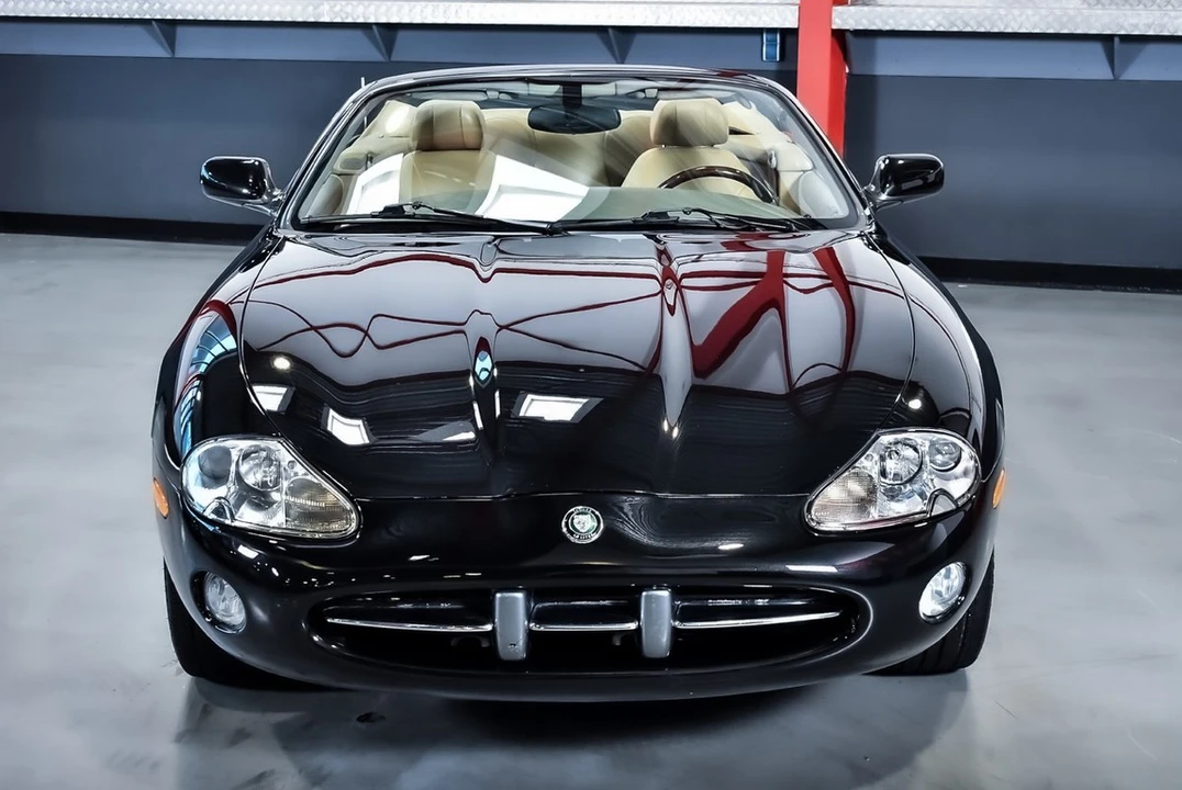 2002 Jaguar X100 XK8 - Image 2 of 30