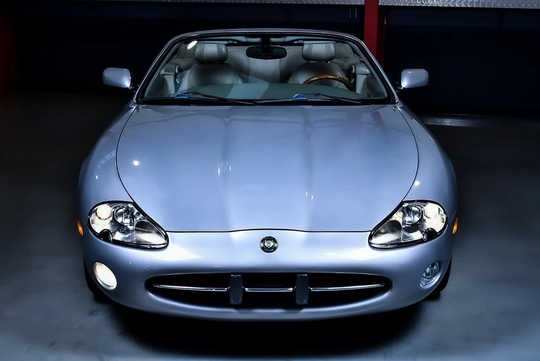 2002 Jaguar X100 XK8 - Image 3 of 30