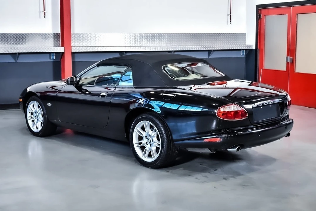 2002 Jaguar X100 XK8 - Image 30 of 30