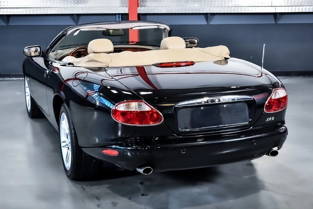 2002 Jaguar X100 XK8 - Image 18 of 30