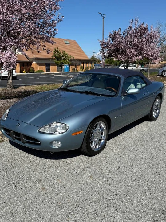 2002 Jaguar X100 XK8 - Image 4 of 10