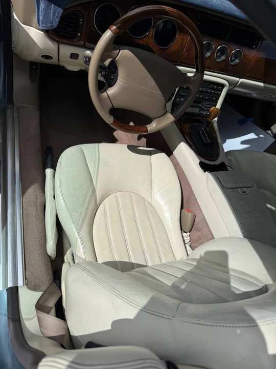 2002 Jaguar X100 XK8 - Image 7 of 10