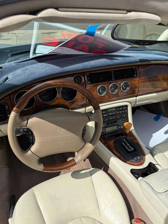 2002 Jaguar X100 XK8 - Image 4 of 10