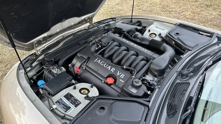 2002 Jaguar X100 XK8 - Image 6 of 6