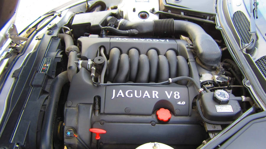2002 Jaguar X100 XK8 - Image 6 of 7