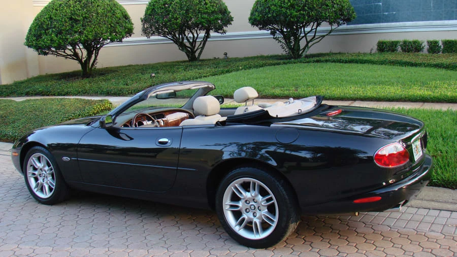 2002 Jaguar X100 XK8 - Image 2 of 11