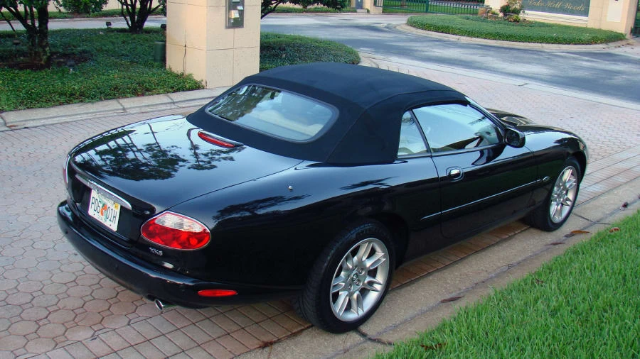 2002 Jaguar X100 XK8 - Image 3 of 11