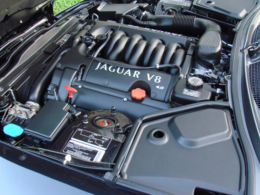 2002 Jaguar X100 XK8 - Image 9 of 11