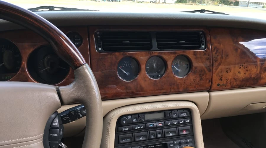 2002 Jaguar X100 XK8 - Image 7 of 10