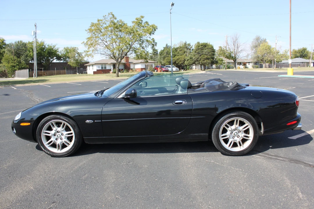 2002 Jaguar X100 XK8 - Image 2 of 31
