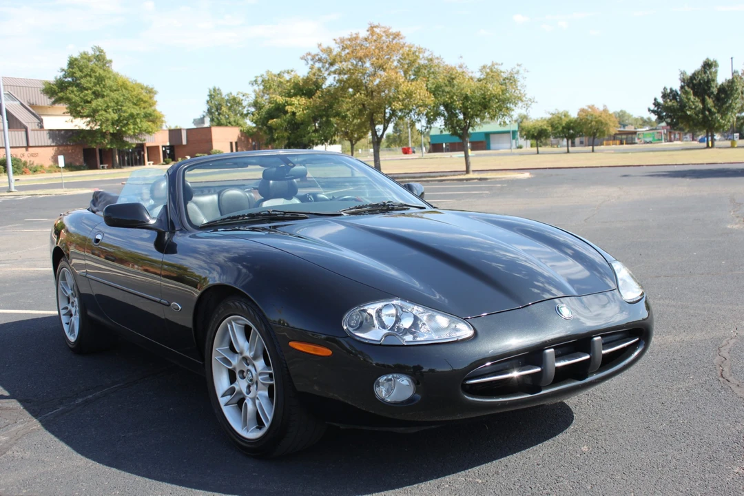 2002 Jaguar X100 XK8 - Image 5 of 31