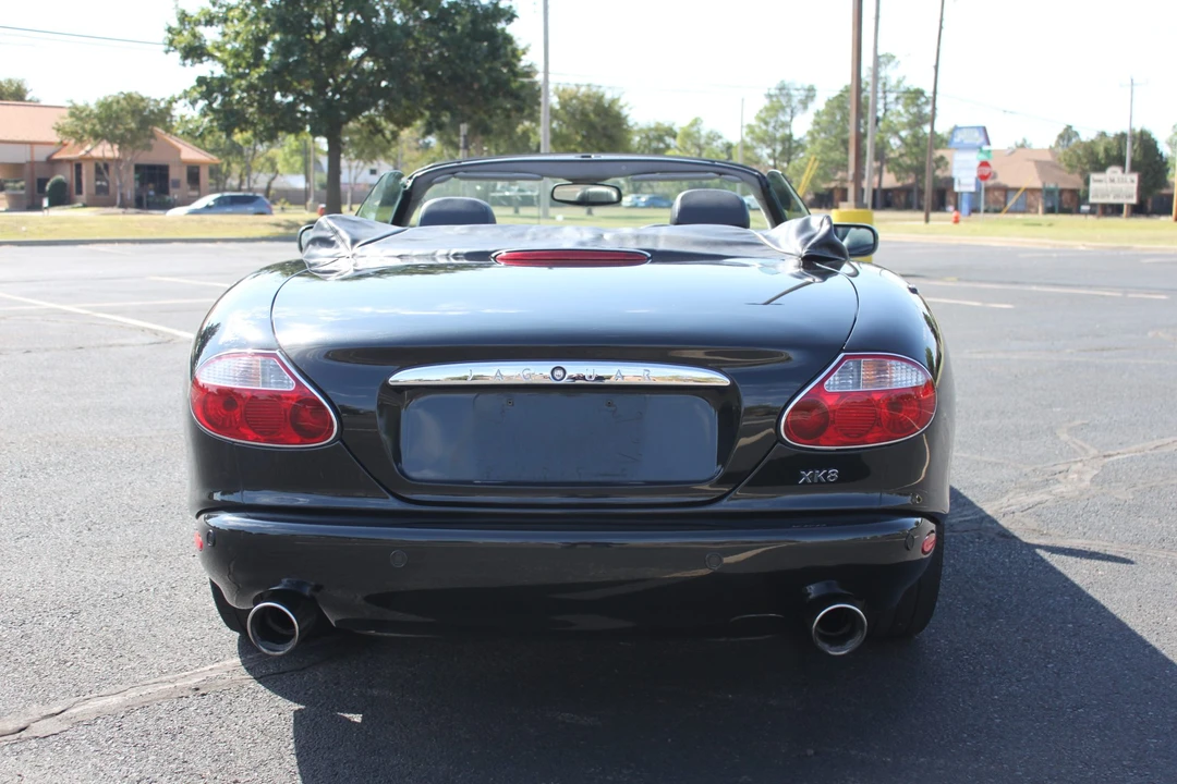 2002 Jaguar X100 XK8 - Image 8 of 31
