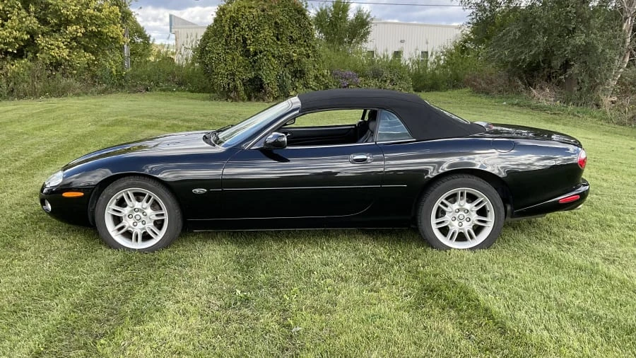 2002 Jaguar X100 XK8 - Image 5 of 14