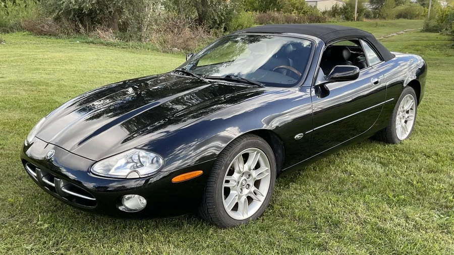 2002 Jaguar X100 XK8 - Image 4 of 14