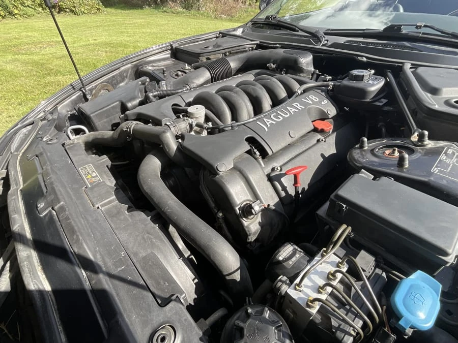 2002 Jaguar X100 XK8 - Image 14 of 14