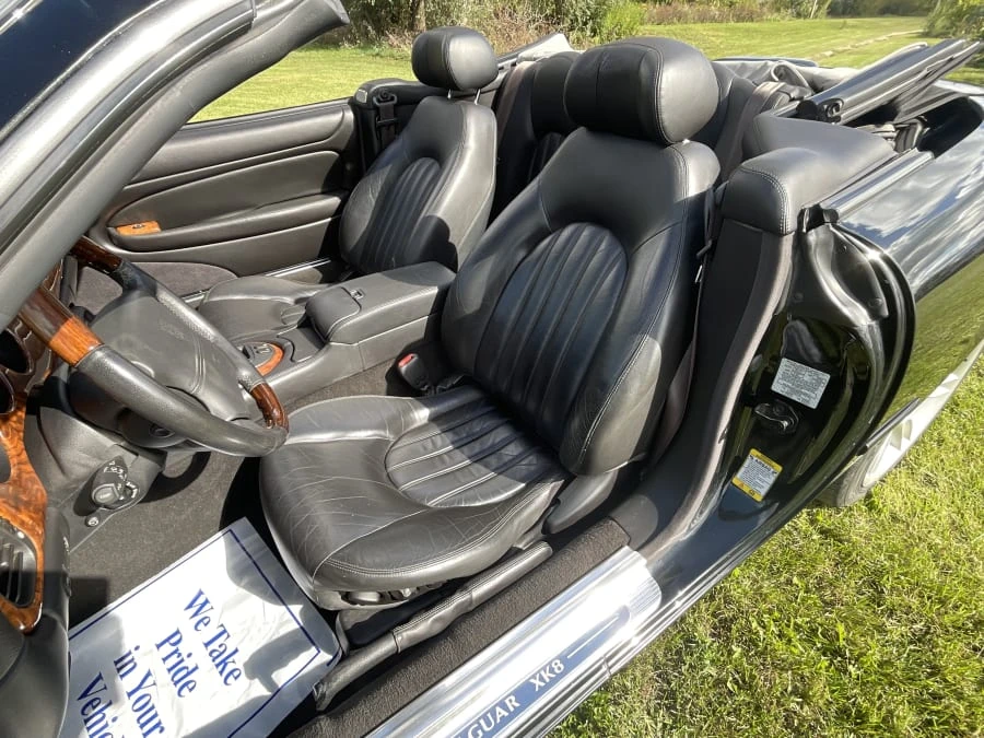 2002 Jaguar X100 XK8 - Image 7 of 14