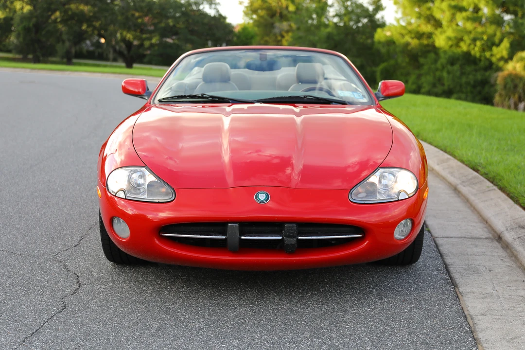 2002 Jaguar X100 XK8 - Image 19 of 31