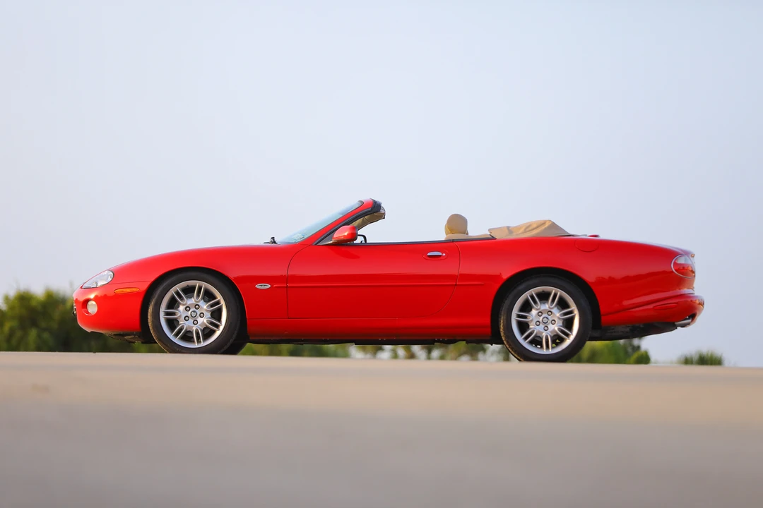2002 Jaguar X100 XK8 - Image 9 of 31