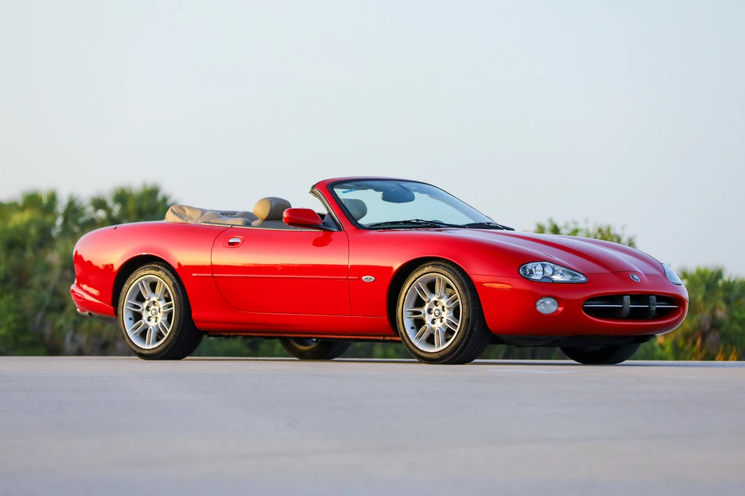 2002 Jaguar X100 XK8 - Image 13 of 31