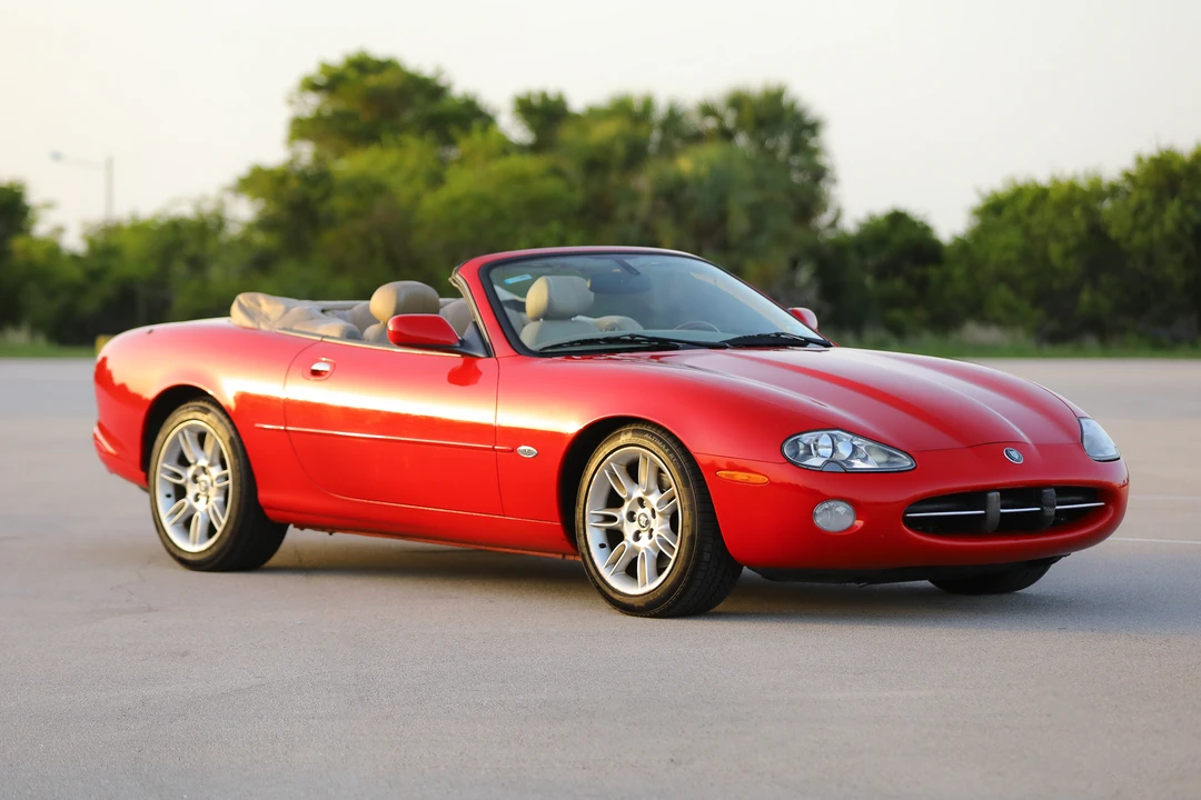 2002 Jaguar X100 XK8 - Image 15 of 31