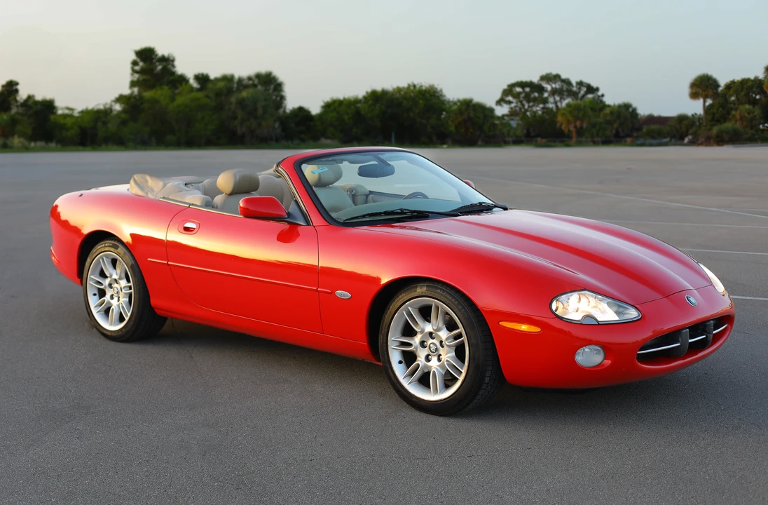 2002 Jaguar X100 XK8 - Image 2 of 31