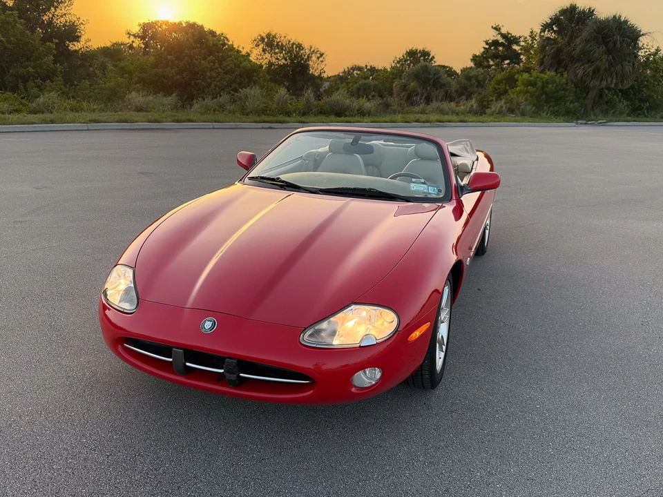 2002 Jaguar X100 XK8 - Image 6 of 31