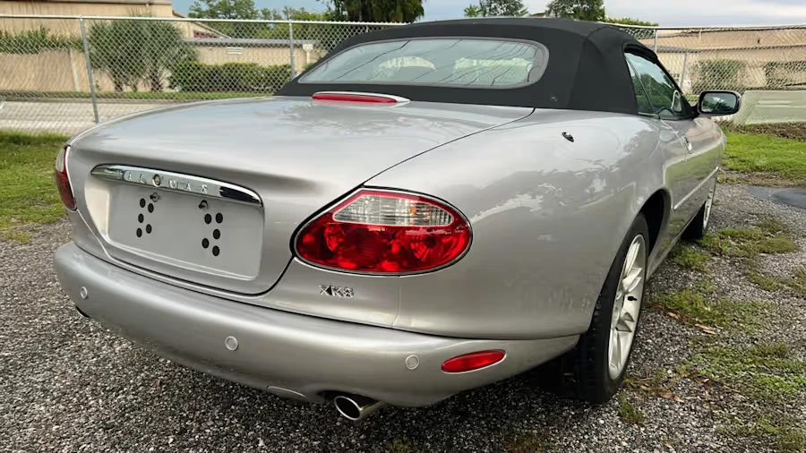 2002 Jaguar X100 XK8 - Image 6 of 19