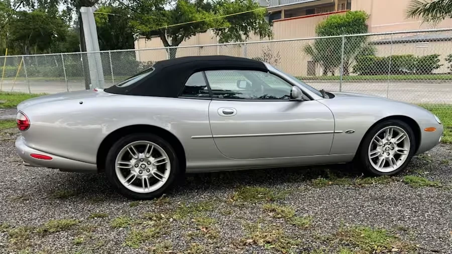 2002 Jaguar X100 XK8 - Image 5 of 19