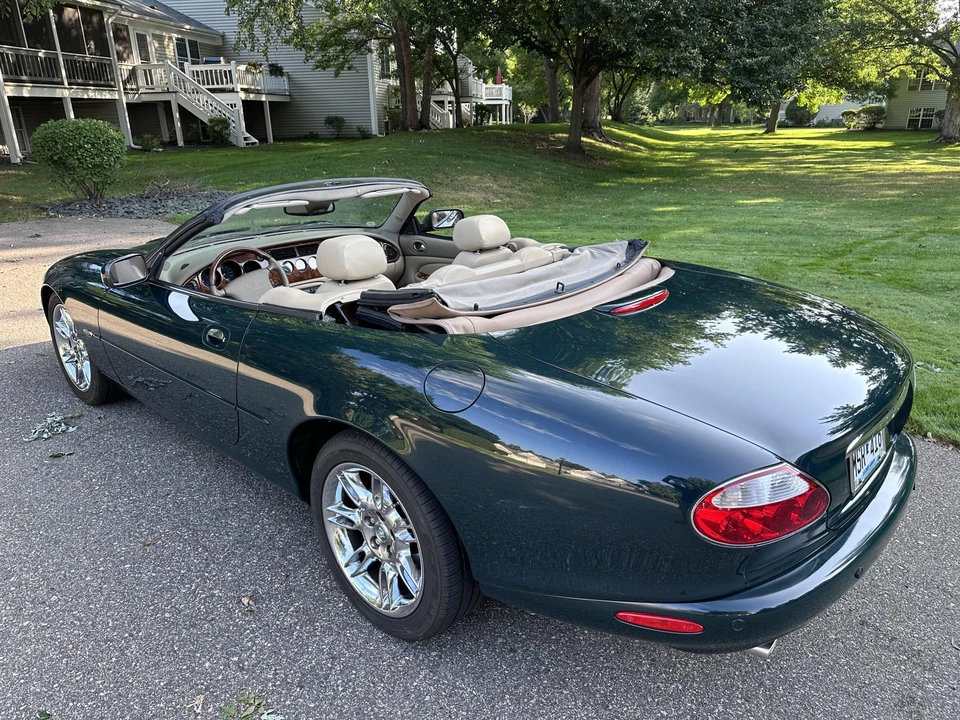 2002 Jaguar X100 XK8 - Image 16 of 31