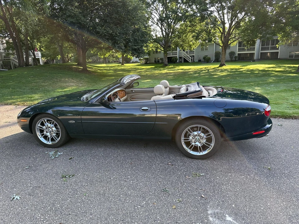 2002 Jaguar X100 XK8 - Image 11 of 31
