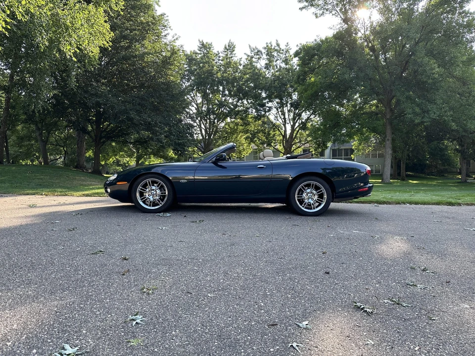2002 Jaguar X100 XK8 - Image 10 of 31