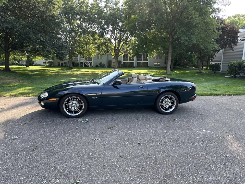 2002 Jaguar X100 XK8 - Image 9 of 31