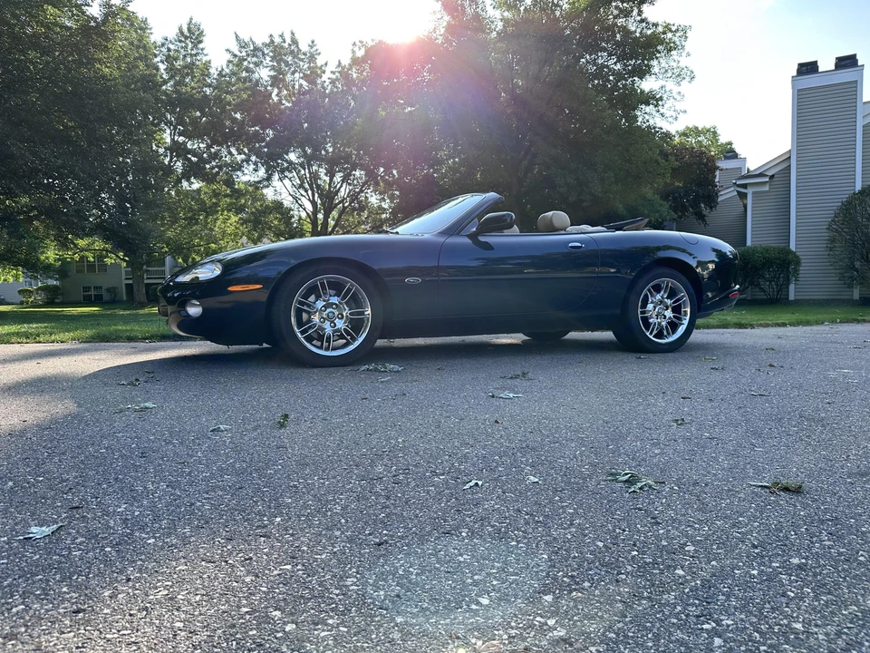 2002 Jaguar X100 XK8 - Image 7 of 31