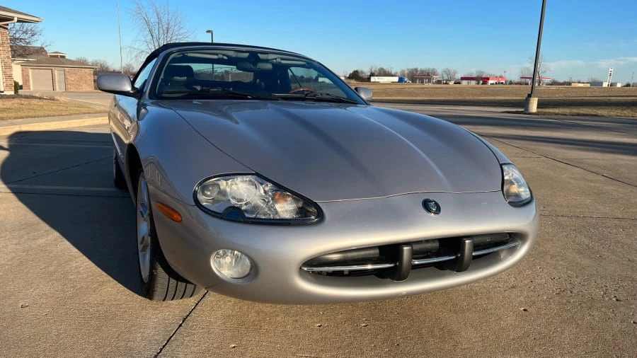 2002 Jaguar X100 XK8 - Image 12 of 17