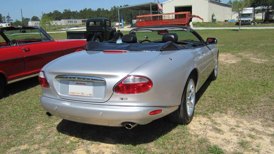 2002 Jaguar X100 XK8 - Image 2 of 9