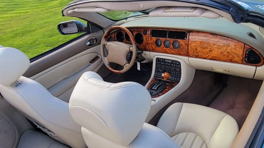 2002 Jaguar X100 XK8 - Image 11 of 22