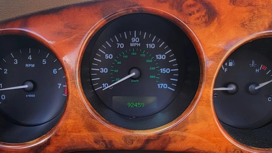 2002 Jaguar X100 XK8 - Image 6 of 22