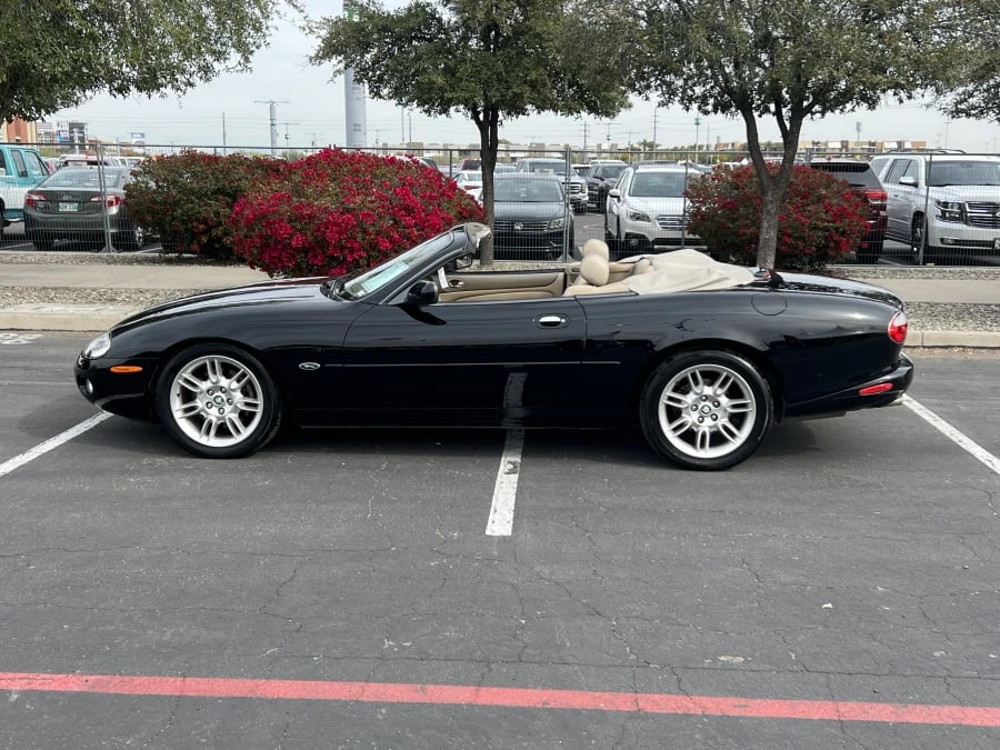 2002 Jaguar X100 XK8 - Image 2 of 10