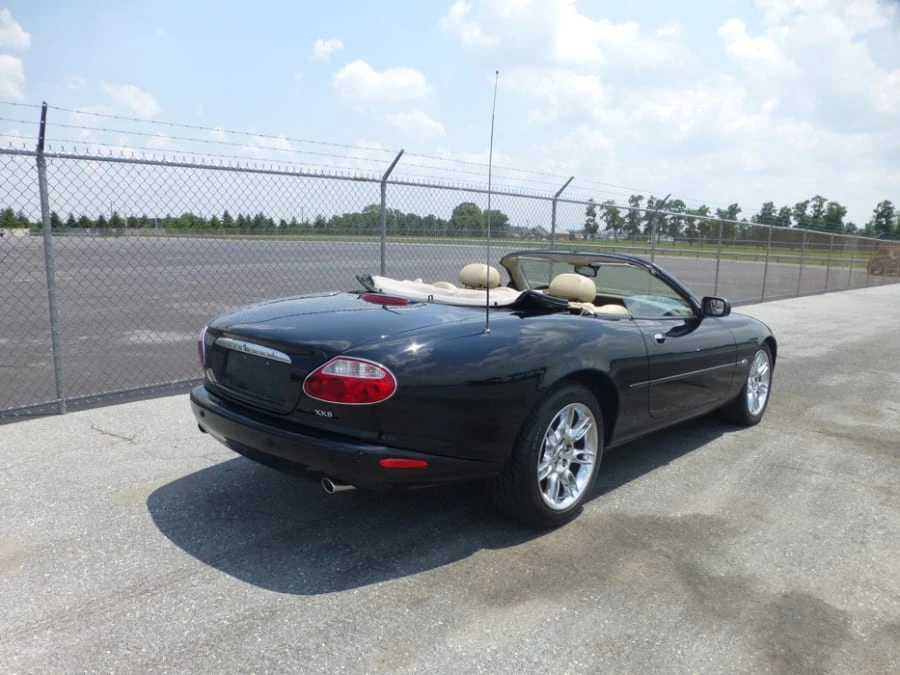 2002 Jaguar X100 XK8 - Image 4 of 8