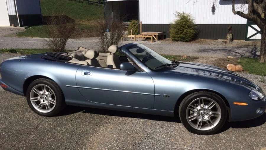 2002 Jaguar X100 XK8 - Image 3 of 6