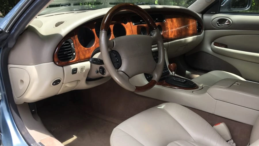 2002 Jaguar X100 XK8 - Image 4 of 6